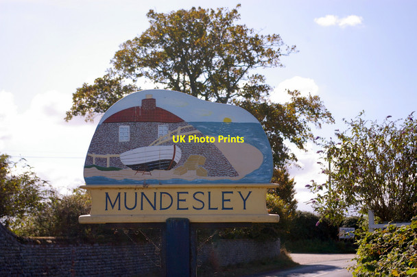 Photo 6"x4" Mundesley Village Sign, Mundesley, Norfolk Mundesley c2009