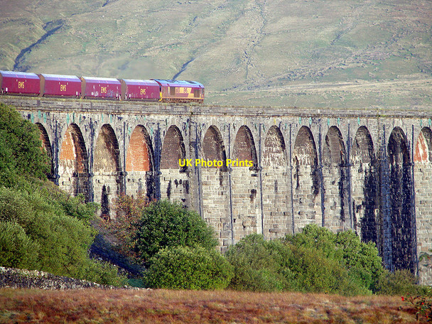 Photo 6"x4" Crossing Ribblehead Viaduct Ribble Head\/SD7779 c2010