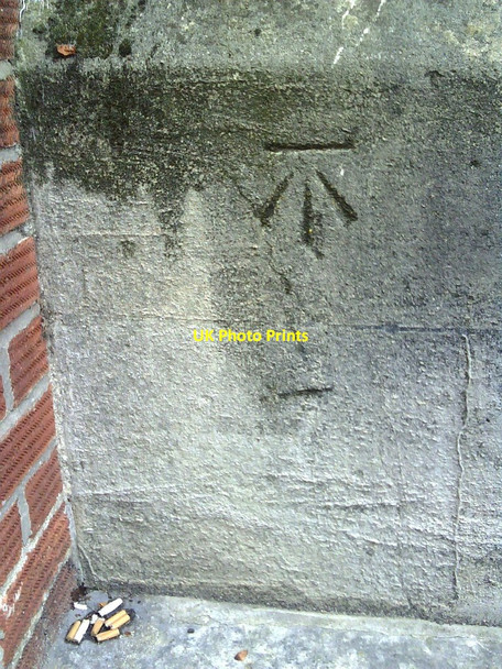 Photo 6"x4" Benchmark on Dorchester United Church, South Street Dorchester\/SY6890 c2010