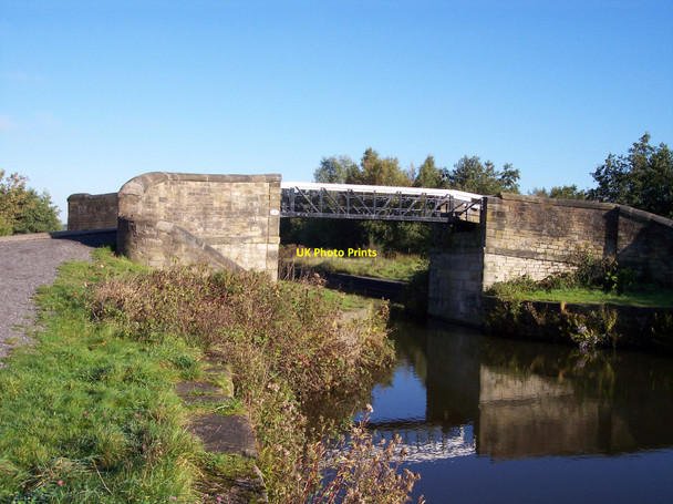 Photo 6"x4" Footbridge over the Leigh Branch of Leeds Liverpool Canal Ince in Makerfield c2010
