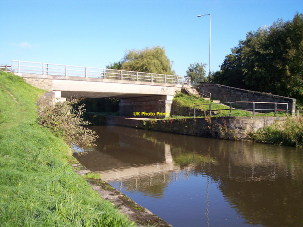 Photo 6"x4" Lily Lane canal bridge at Bamfurlong Abram c2010