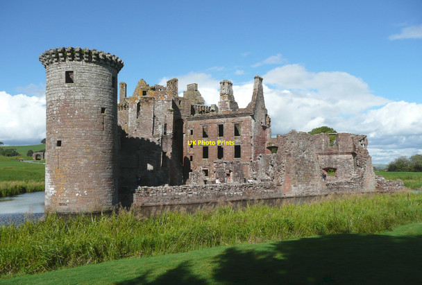 Photo 6"x4" Caerlaverock Castle Bankend\/NY0268 c2010