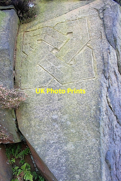 Photo 6"x4" Rock Carving Urra c2010 P1