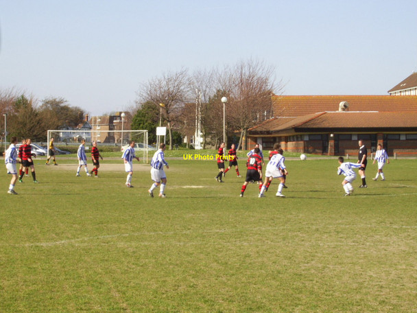 Photo 6"x4" Football match at South Downs College, Eastbourne Eastbourne\/TQ5900 c2007