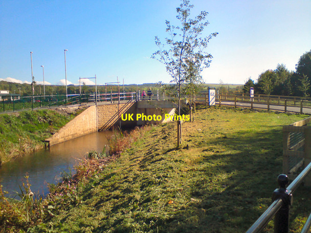 Photo 6"x4" Towneley Park, Bridge Over River Calder Burnley c2010