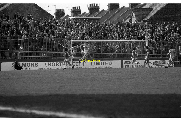 Photo 6"x4" The visitors' end at Priestfield Stadium Gillingham\/TQ7767 c1982