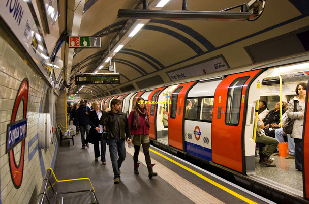 Photo 6"x4" Camden Town Station Camden Town c2010