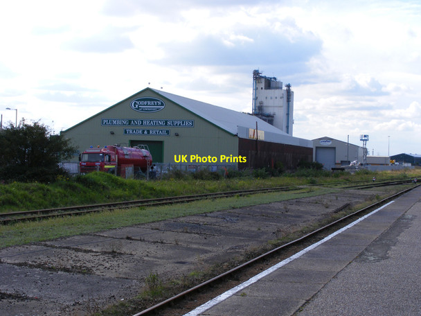 Photo 6"x4" Sidings at Lowestoft station Lowestoft c2010