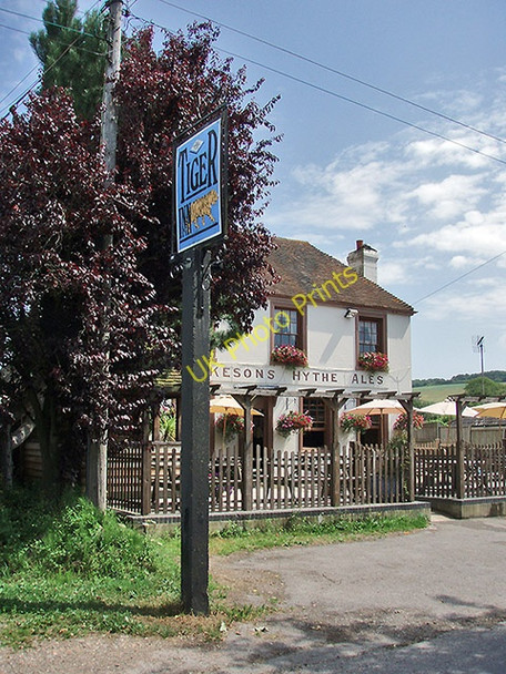 Photo 6"x4" The Tiger Inn, Stowting Stowting c2009