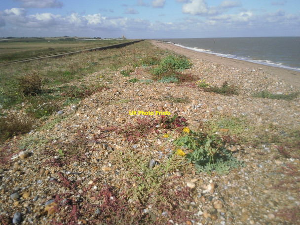 Photo 6"x4" Shingle Beach at Knock Point Reculver c2010