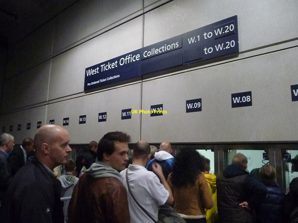 Photo 6"x4" London : Wembley - West Ticket Office Wembley c2010