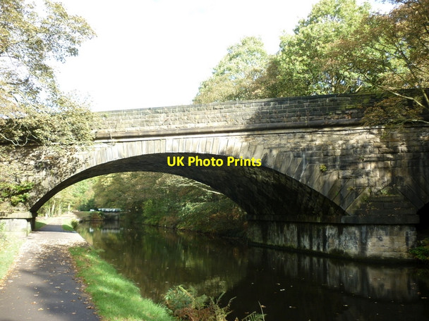 Photo 6"x4" A rail bridge over the Calder & Hebble Navigation Elland c2010