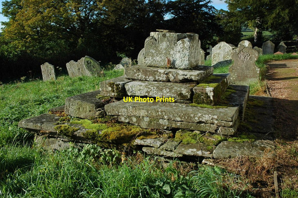 Photo 6"x4" Base of cross, Llangattock Lingoed Llangattock Lingoed c2010