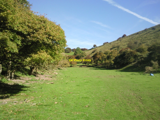 Photo 6"x4" Dry valley followed by the North Downs Way Etchinghill\/TR1639 c2010
