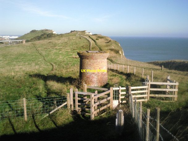 Photo 6"x4" Air shaft for Shakespeare Tunnel Dover\/TR3141 c2010