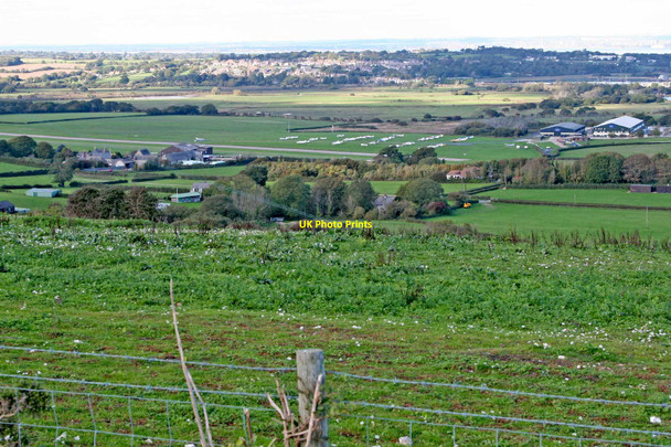 Photo 6"x4" Isle of Wight - Culver Down Hillway c2010
