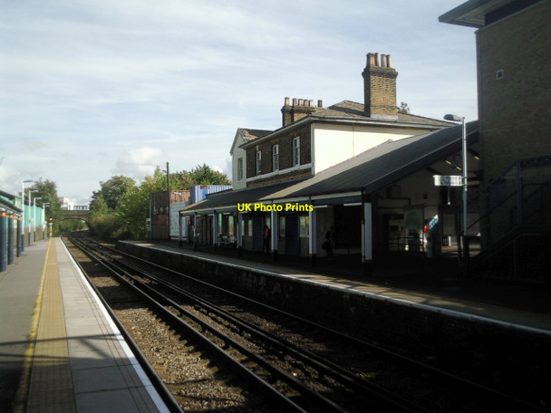 Photo 6"x4" Brentford station Brentford c2010