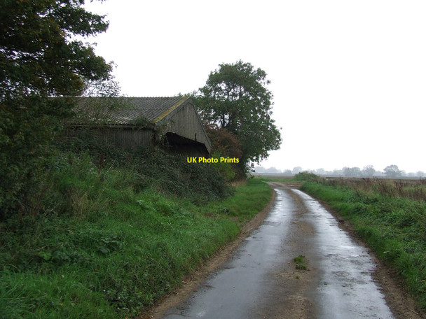 Photo 6"x4" Old Barn Pristow Green c2010