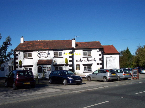 Photo 6"x4" The Robin Hood Inn Eccleston\/SD5117 c2010