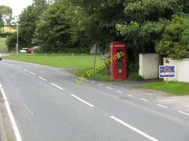 Photo 6"x4" Houghton - Telephone Box Neyland c2009