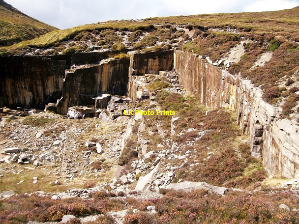 Photo 6"x4" North working face of Crannoge Quarry Newcastle\/J3732 c2010