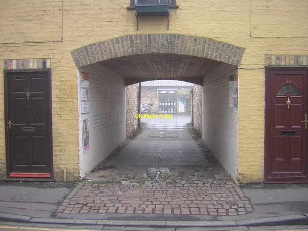 Photo 6"x4" Through the archway to Grafton Post Office Cambridge\/TL4658 c2010