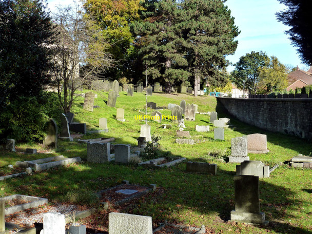 Photo 6"x4" Graveyard, St Andrew\u00e2\u0080\u0099s Church Darlington c2010