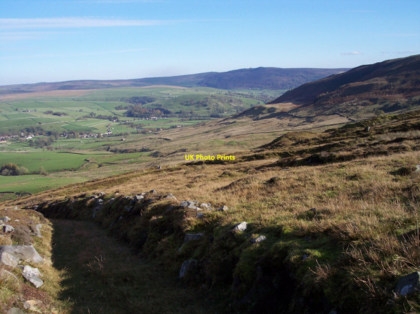 Photo 6"x4" Old sunken track leading from mine workings on Thorpe Fell Thorpe\/SE0161 c2010