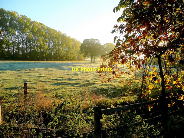 Photo 6"x4" Autumn comes to Bishop's Norton Bishop's Norton c2010