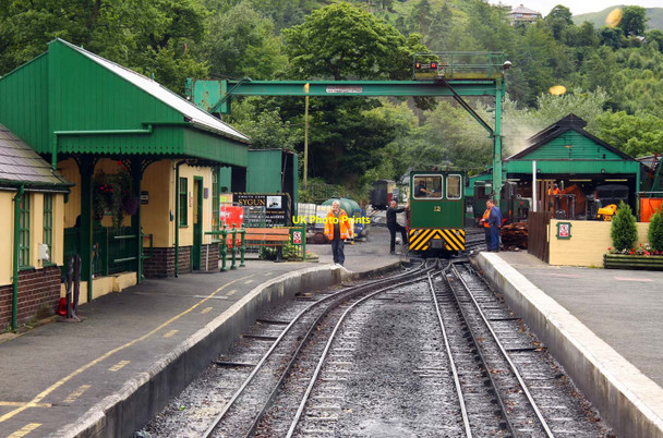 Photo 6"x4" Llanberis Station Llanberis c2010