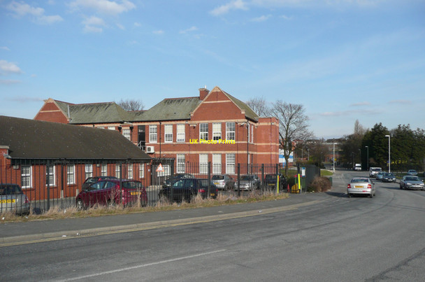 Photo 6"x4" Building on Millshaw, Churwell Beeston\/SE2830 c2010
