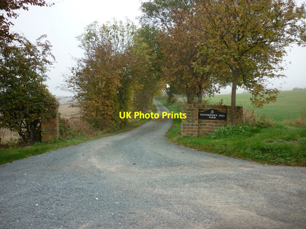 Photo 6"x4" The way to Totterdown Hill Farm near Nunburnholme Nunburnholme c2010