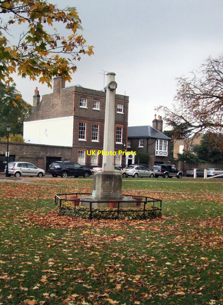 Photo 6"x4" War Memorial - Kew Green Brentford c2010
