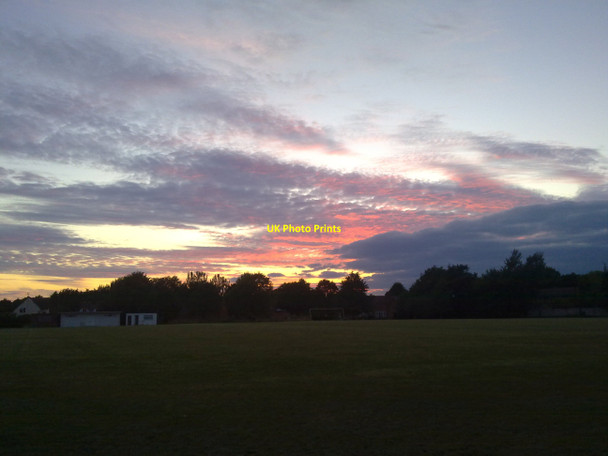 Photo 6"x4" Beautiful sunset on Pinvin park Pinvin c2010