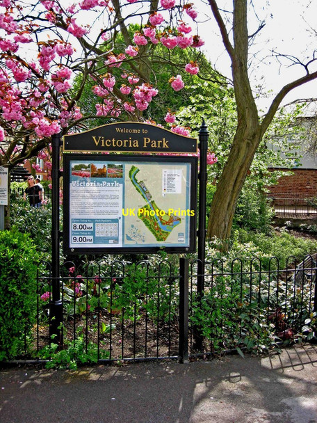 Photo 6"x4" Victoria Park (1) - Information board Stafford c2010
