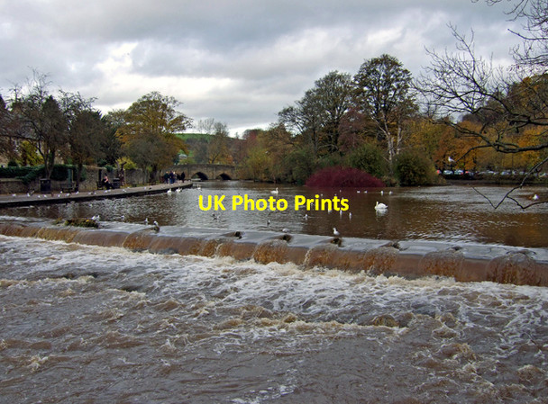 Photo 6"x4" River Wye in flood Bakewell c2010