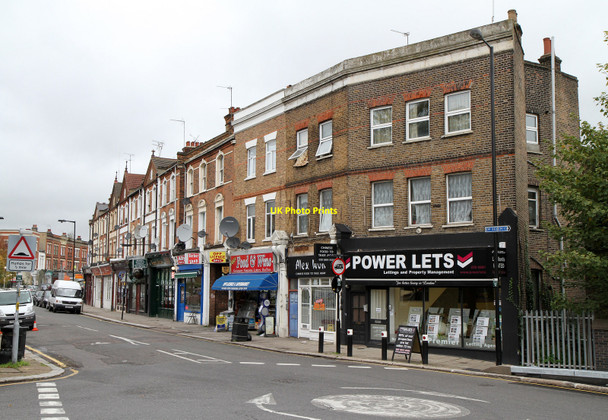 Photo 6"x4" Palace Gates Road Wood Green\/TQ3090 c2010