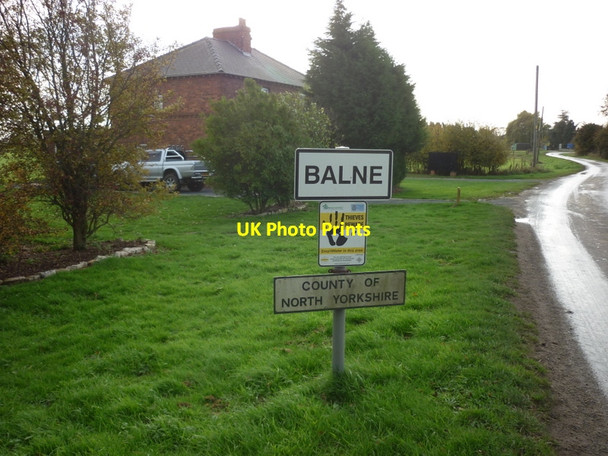 Photo 6"x4" Welcome to Balne Pollington c2010