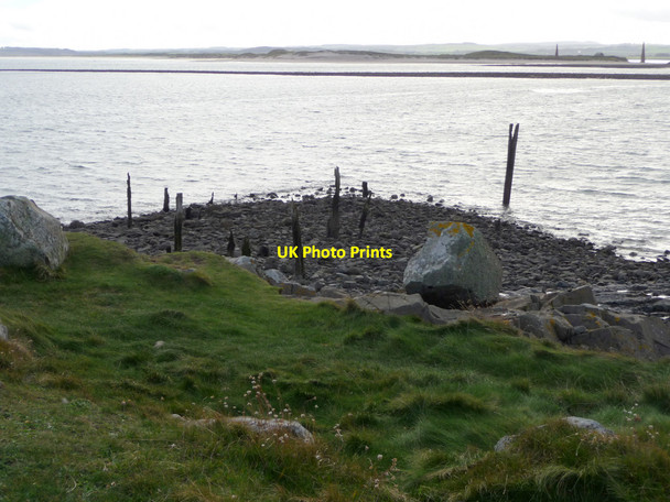 Photo 6"x4" Foreshore, Holy Island, Northumberland Holy Island\/NU1241 c2010