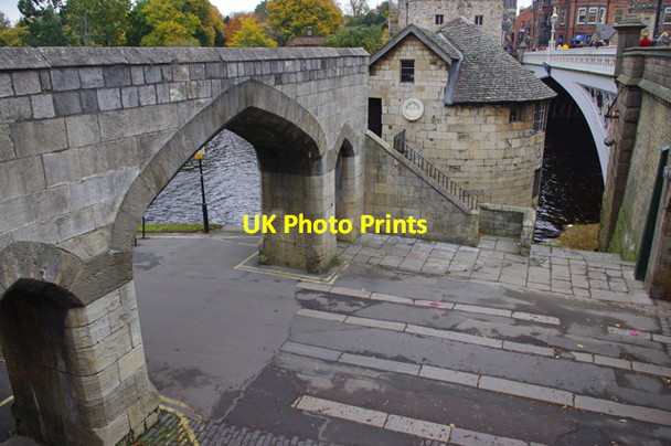 Photo 6"x4" Barker Tower & City Wall York\/SE5951 c2010