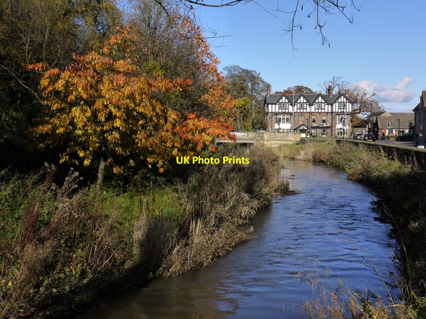 Photo 6"x4" River Pont approaching Ponteland Bridge Ponteland c2010