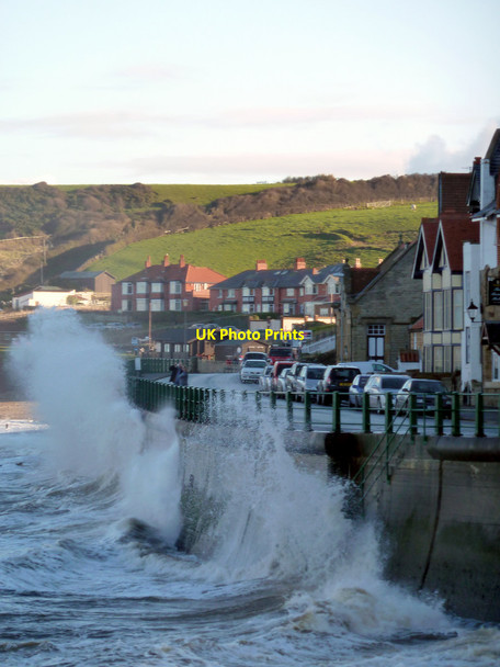 Photo 6"x4" Heavy Seas, Sandsend Sandsend\/NZ8612 c2010