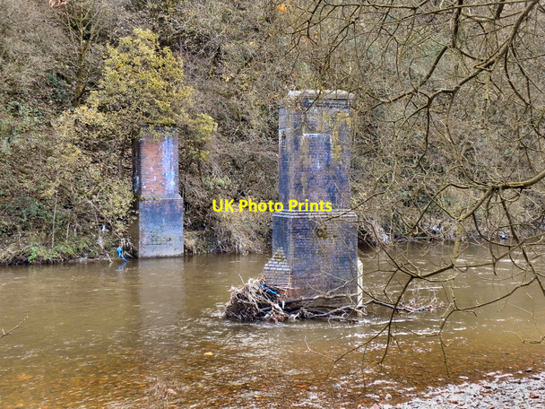 Photo 6"x4" River Irwell; Bridge Pillars, Ladyshore Kearsley\/SD7505 c2010