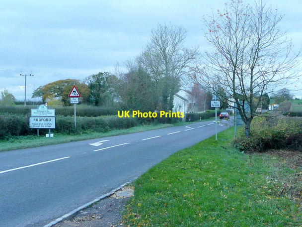 Photo 6"x4" B4215 at Rudford Murrell's End\/SO7822 c2010