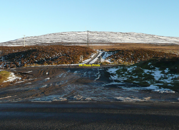 Photo 6"x4" Track to communications mast Dalnacarn Craig c2010