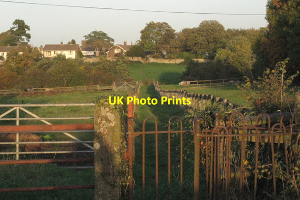 Photo 6"x4" Footpath to Thornbury High Street Thornbury\/ST6490 c2010