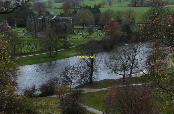 Photo 6"x4" Bolton Priory Bolton Abbey c2010