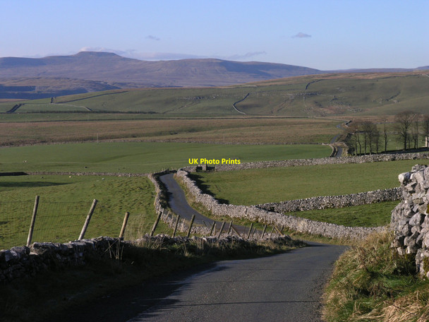 Photo 6"x4" Henside Road - Ingleborough in distance Stainforth\/SD8267 c2010