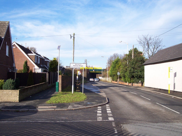 Photo 6"x4" Welcome sign on Wango Lane Aintree c2010