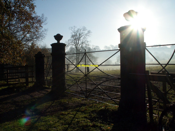 Photo 6"x4" Bretton Country Park south side gates Haigh\/SE2912 c2010